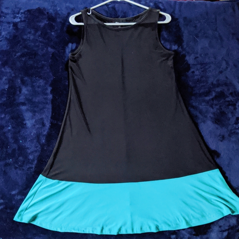 RN studio black and teal sleeveless dress